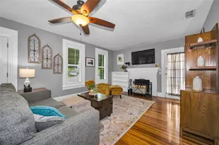 3421 Iris St N, Saint Petersburg, FL 33704 - Photo 9