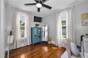 3421 Iris St N, Saint Petersburg, FL 33704 - Photo 27