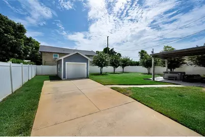 3421 Iris Street N, Saint Petersburg, FL 33704 - Photo 43
