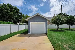 3421 Iris St N, Saint Petersburg, FL 33704 - Photo 49