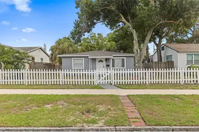 4110 3rd Avenue S, Saint Petersburg, FL 33711 - Photo 1