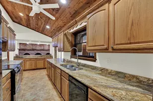 11251 Salina St, Brooksville, FL 34614 - Photo 13