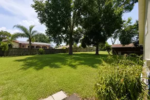 7552 River Country Dr, Weeki Wachee, FL 34607 - Photo 31