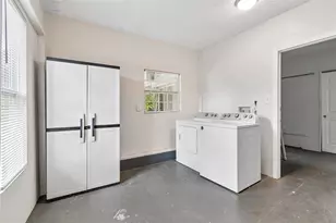 3601 6th Ave N, Saint Petersburg, FL 33713 - Photo 21