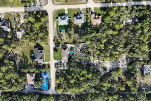 11083 Maybird Ave, Weeki Wachee, FL 34613 - Photo 87
