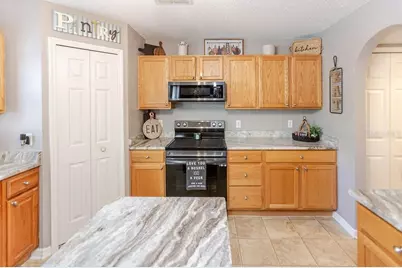 11083 Maybird Avenue, Weeki Wachee, FL 34613 - Photo 15