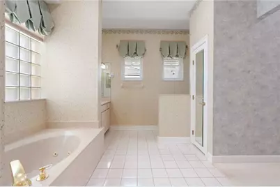 2122 Platinum Drive, Sun City Center, FL 33573 - Photo 25