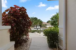 2122 Platinum Dr, Sun City Center, FL 33573 - Photo 5
