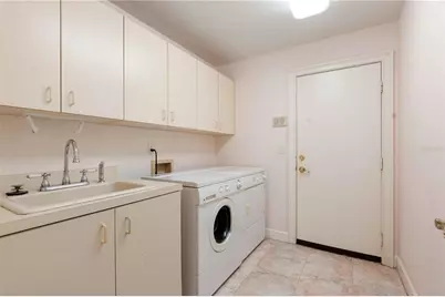 2122 Platinum Drive, Sun City Center, FL 33573 - Photo 11