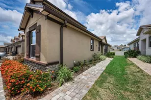 11823 Brookside Dr, Bradenton, FL 34211 - Photo 3