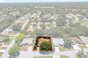 2086 Sparkling Waters Way, Spring Hill, FL 34606 - Photo 7