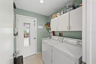 2468 Whispering Pines Ct, Spring Hill, FL 34606 - Photo 23
