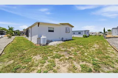 12116 Horseshoe Lane, Hudson, FL 34667 - Photo 35