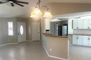 2378 Canfield Dr, Spring Hill, FL 34609 - Photo 5