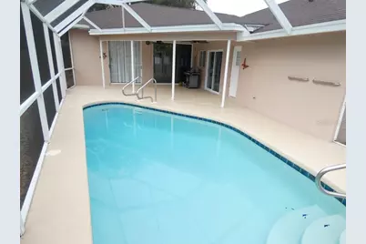 907 Brittany Park Boulevard, Tarpon Springs, FL 34689 - Photo 13