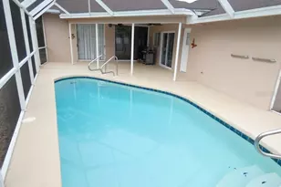 907 Brittany Park Blvd, Tarpon Springs, FL 34689 - Photo 13