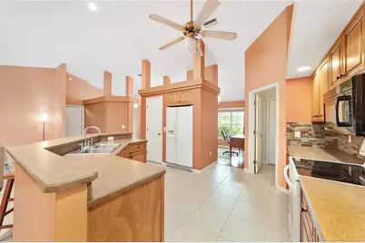 133 N McGowan, Crystal River, FL 34429 - Photo 25