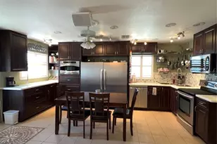 11810 Boynton Ln, New Port Richey, FL 34654 - Photo 3