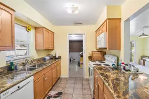 7446 Pinehurst Dr, Spring Hill, FL 34606 - Photo 11
