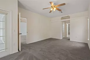 7401 Blackbird Ave, Weeki Wachee, FL 34613 - Photo 29