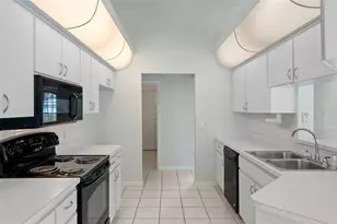 7401 Blackbird Ave, Weeki Wachee, FL 34613 - Photo 25