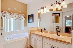 13540 Plantation Lake Cir, Hudson, FL 34669 - Photo 25