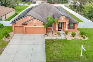 422 Challice Dr, Spring Hill, FL 34609 - Photo 3