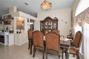 7951 Roundelay Dr, New Port Richey, FL 34654 - Photo 5