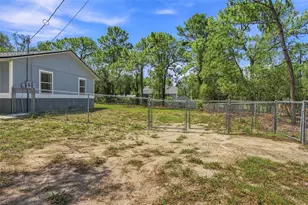 10380 Golden Ave, Weeki Wachee, FL 34613 - Photo 25