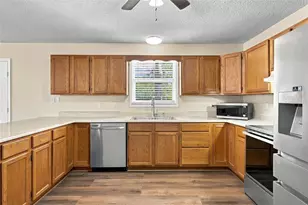 10380 Golden Ave, Weeki Wachee, FL 34613 - Photo 17
