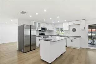 9911 Island Harbor Dr, Port Richey, FL 34668 - Photo 9