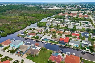 9911 Island Harbor Dr, Port Richey, FL 34668 - Photo 43