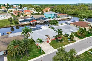 9911 Island Harbor Dr, Port Richey, FL 34668 - Photo 37