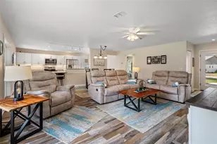 2224 Merion Ct, Spring Hill, FL 34606 - Photo 11