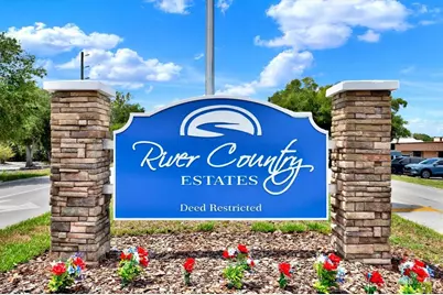 7488 River Country Drive, Weeki Wachee, FL 34607 - Photo 35