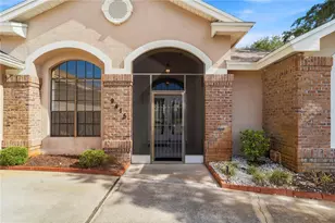9415 Ashley Dr, Weeki Wachee, FL 34613 - Photo 27