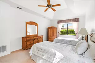 9415 Ashley Dr, Weeki Wachee, FL 34613 - Photo 19