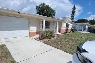 3243 Bayport Dr, Holiday, FL 34691 - Photo 3