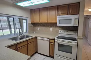 3243 Bayport Dr, Holiday, FL 34691 - Photo 13