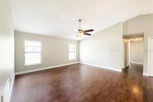 588 Hollowtree Pl, Tarpon Springs, FL 34688 - Photo 15