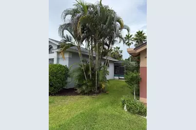 588 Hollowtree Place, Tarpon Springs, FL 34688 - Photo 3