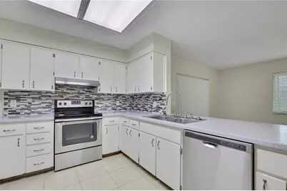 9279 Pickens Street, Spring Hill, FL 34608 - Photo 11