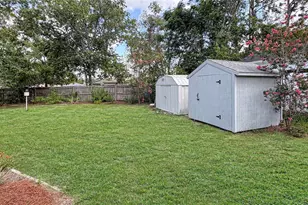 1420 Somerset Ave, Spring Hill, FL 34609 - Photo 17