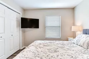 1126 Vinetree Dr, Brandon, FL 33510 - Photo 15