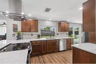 4306 Newbury Drive, New Port Richey, FL 34652 - Photo 9