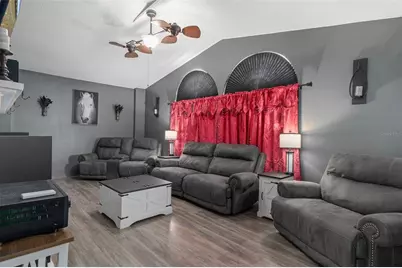 4286 Bluewater Avenue, Spring Hill, FL 34606 - Photo 9