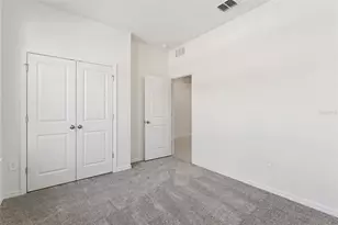 4275 Darby Ct, Eustis, FL 32736 - Photo 9