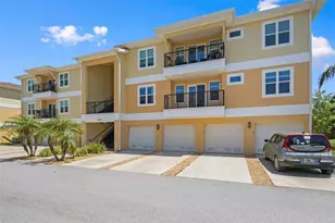5064 Royal Palms Wy, New Port Richey, FL 34652 - Photo 3