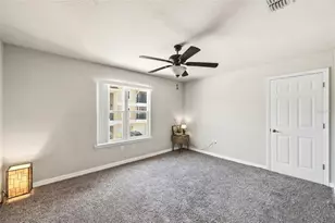 5064 Royal Palms Wy, New Port Richey, FL 34652 - Photo 23