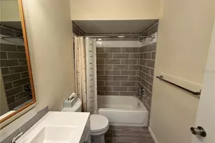 2130 Bancroft Pl, Palm Harbor, FL 34683 - Photo 21
